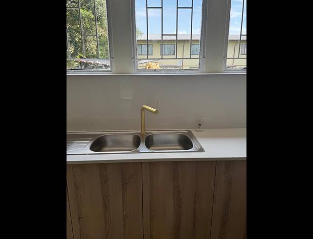 3 BEDROOM FLAT FOR SALE IN SASOLBURG EXT 2